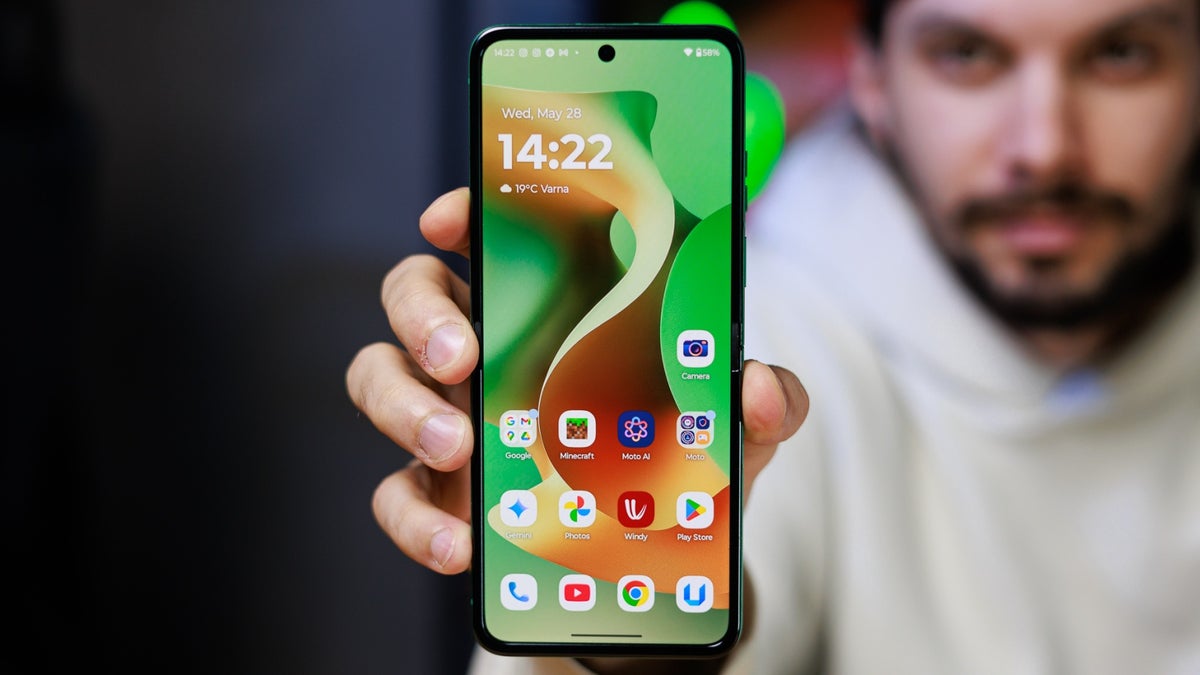 The repetitive specs and excessive US prices of Motorola's Razr (2026) and Razr+ (2026) are here