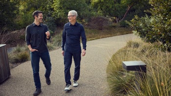 These are the real reasons Tim Cook won’t be Apple’s CEO anymore