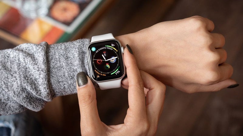 How long should a smartwatch last on a single charge?
