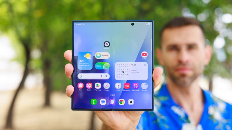 Samsung's foldable empire is under attack from a company you've never heard of