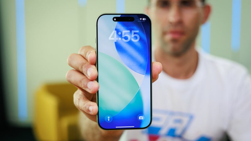 Apple's iPhone 17 is the world's best-selling smartphone, the 17 Pro Max is a distant second