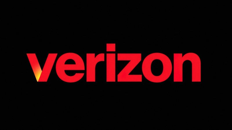 Verizon's deal gives you a free iPhone 17, Apple Watch Series 11, iPad 11 and a $100 gift card