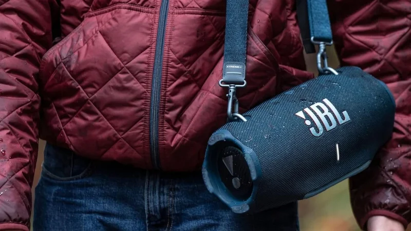 Amazon cuts the price of the loud JBL Xtreme 4, turning it into the ultimate summer investment