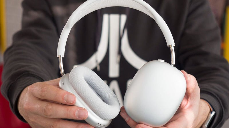 Mysterious Apple headphones appear in FCC listing