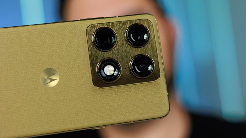 Motorola's incredible growth emphasizes the dire state of the US smartphone market