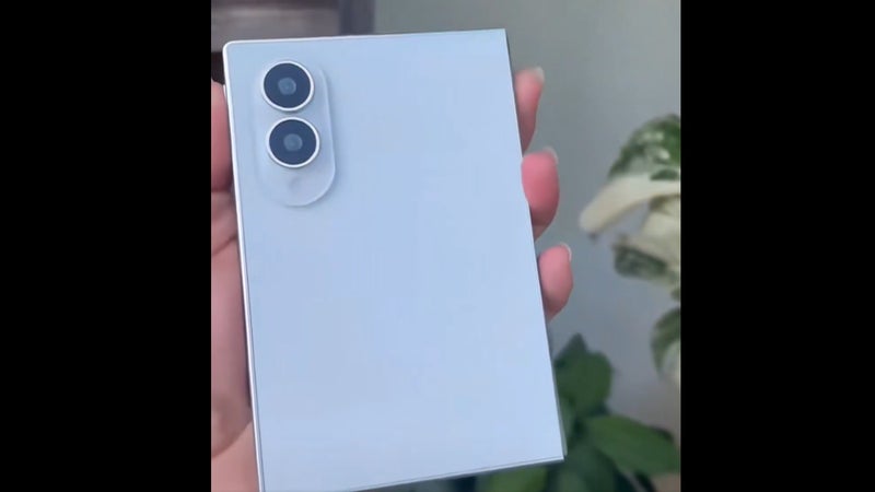 Samsung Galaxy Z Fold 8 dummy unit appears online in all its wide-folding glory