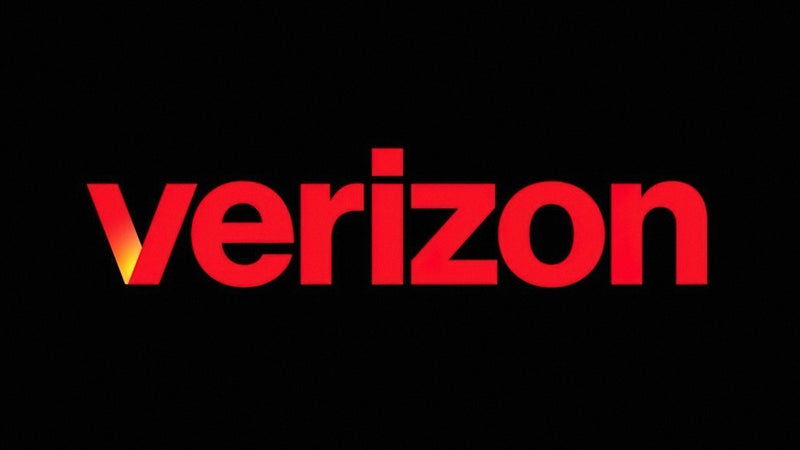 Verizon subscriber has service turned off owing $400, but you won't believe what the carrier did