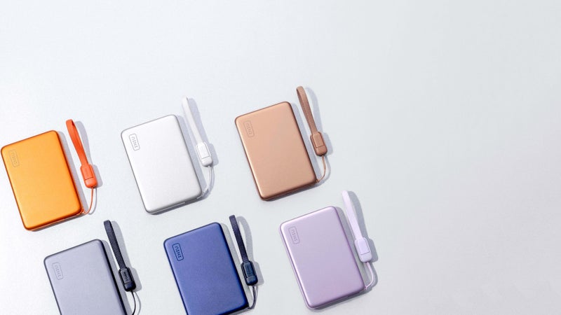 Sleek, very powerful: Iniu SnapGo Air magnetic power bank