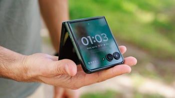 Motorola's high-end Razr Ultra (2025) foldable just hit an absurdly low Prime Day 2026 price