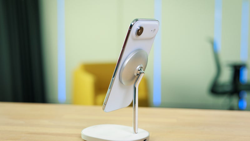 Pixel 13, Galaxy S28, and iPhone 21 could get a long-overdue battery upgrade