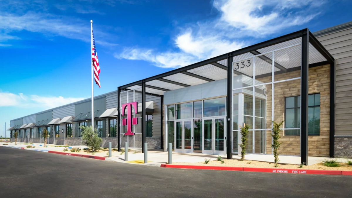 Don't quit T-Mobile just yet