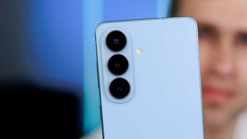 The Galaxy S27 Pro gets a red card – not even Trump can overturn it