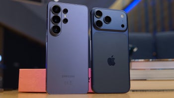 Samsung clings on to top spot as Apple inches closer with record Q2 smartphone market share