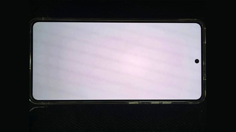 Galaxy S26 Ultra users report a defect