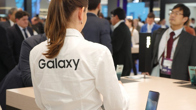Samsung has just announced a new Galaxy in the US, but it's neither a smartphone nor a tablet