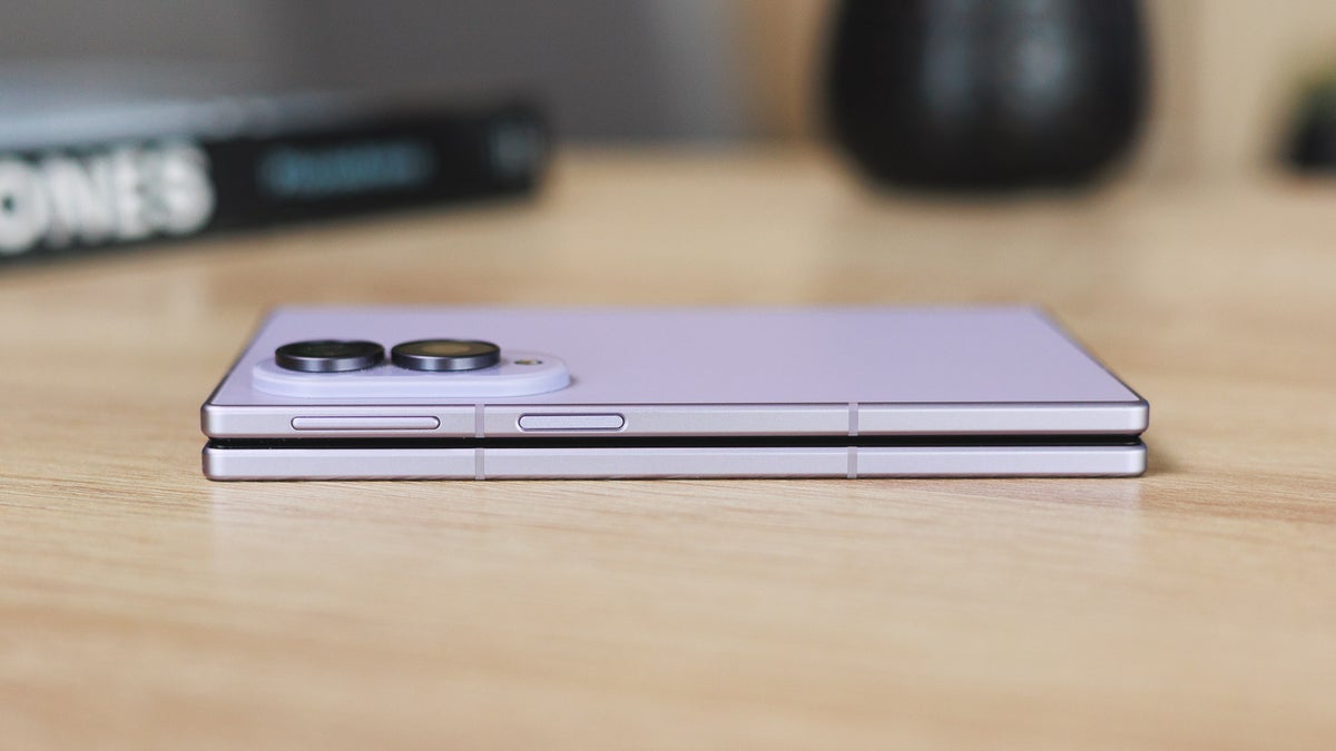 I hated opening the Galaxy Z Fold 7. Samsung finally fixed it with the Fold 8