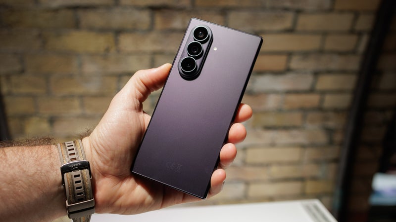 I used the Galaxy Fold 8 Ultra and it’s awesome, but misses out on a very important upgrade