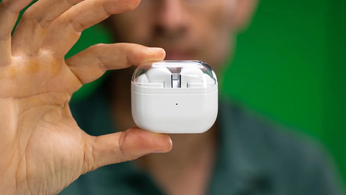 The leaked Galaxy Buds On look wild, but they might be the comfort fix I needed
