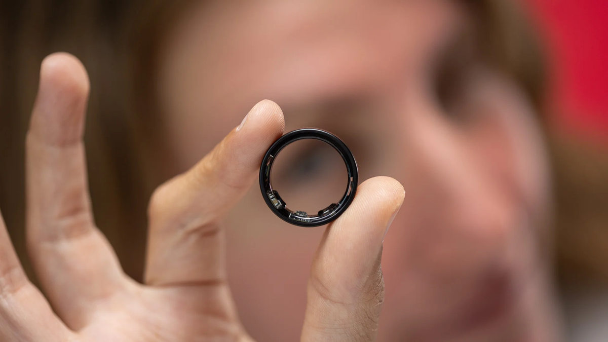 Move aside, Galaxy Ring! This new smart ring can measure blood glucose from your sweat!