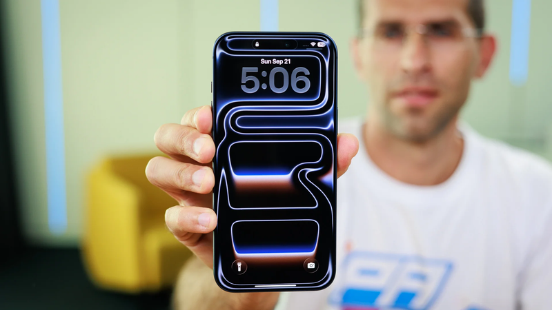 Anniversary iPhone 20 Pro display leaks again with new details