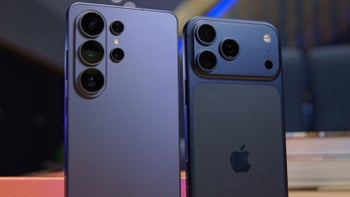 Apple and Samsung are incredibly boosting their supremacy in the most profitable market segment