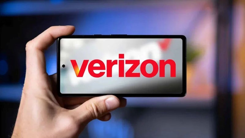 Verizon earns a lifetime customer after helping a woman reconnect a phone number dating back to 1978