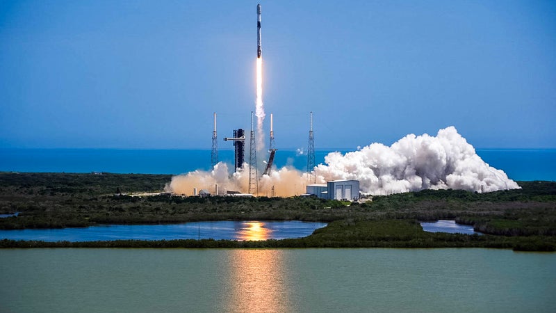 Critics say SpaceX can’t touch AT&T, T-Mobile, and Verizon, but they are missing the bigger picture
