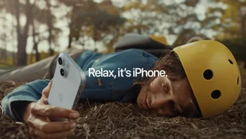 Apple caves, takes down iPhone billboard after heavy criticism