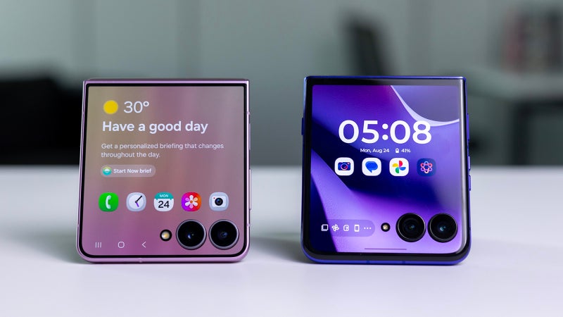 Galaxy Flip 8 vs Motorola Razr Ultra: Sample Photos Comparison