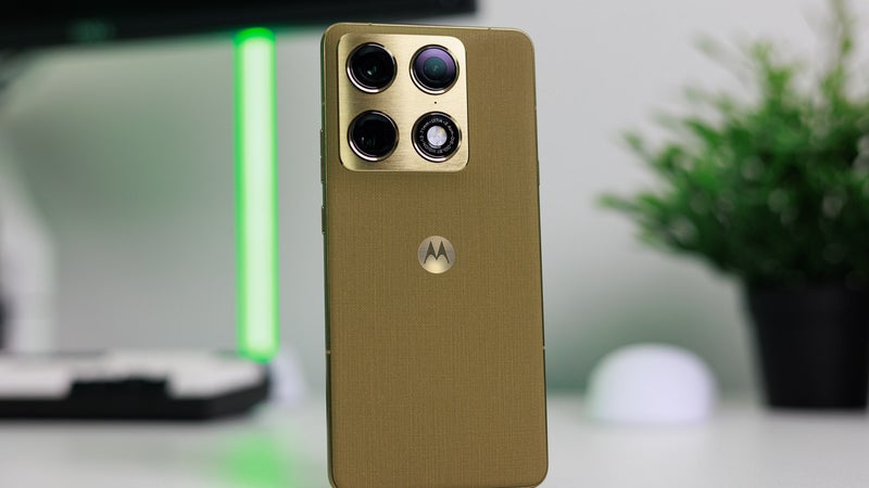 Motorola shares all the new features coming with its Android 17 update