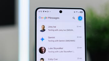 Google Messages just got a gorgeous iMessage-like makeover, but there's one problem