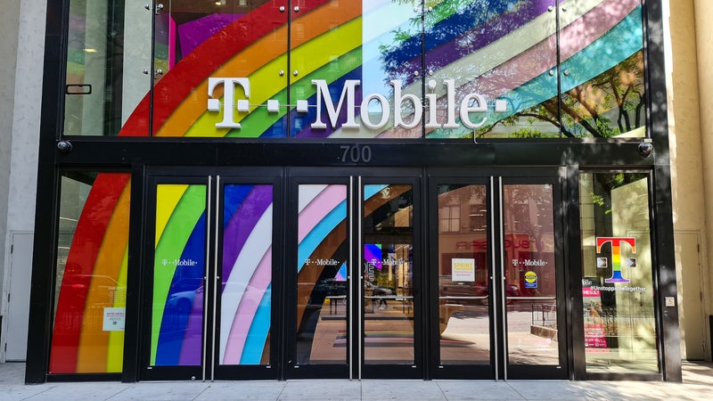 Activist Investor urges Deutsche Telekom to drop huge merger with T-Mobile US