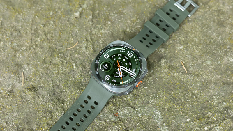 The Galaxy Watch Ultra 2 is finally on sale at Amazon