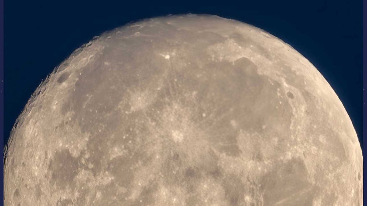 phonearena.com - Mariyan Slavov - Even the iPhone 18 Pro Max can't snap the moon as clearly as this upcoming flagship