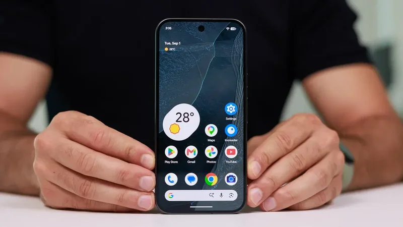 Notifications and Quick Settings are broken on many Pixel phones