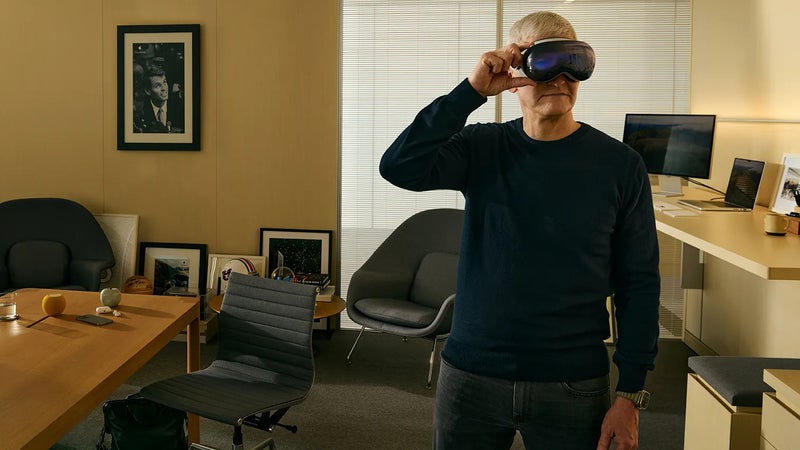 No Apple executive uses their own product which I had such high hopes for