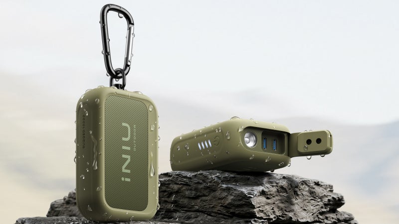 INIU Outdoor Rugged Series power banks are here: extra durable, big batteries, emergency lights