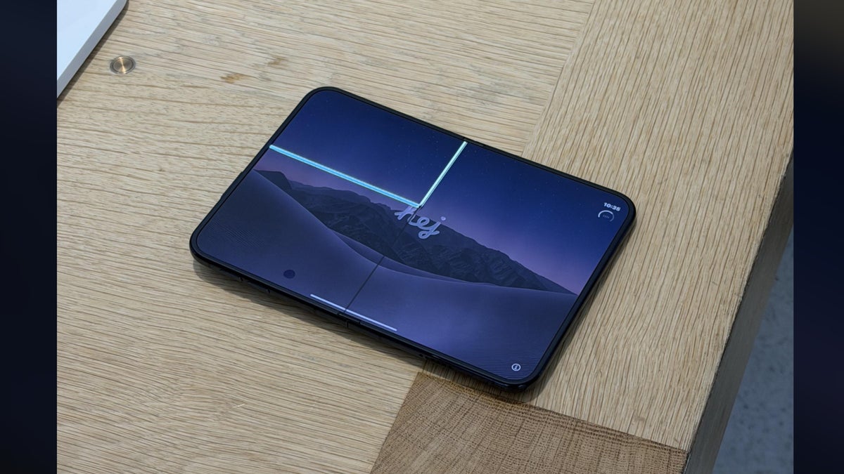 phonearena.com - Abdullah Asim - Critical design flaw plagues iPhone Duo as units continue breaking around the world