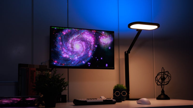 Improve the mood in your home office: LitONES Dual-Zone Light, fully customizable, extremely flexible desk lamp