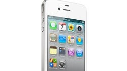 White iPhone 4 finally official, available tomorrow on Verizon and AT&T