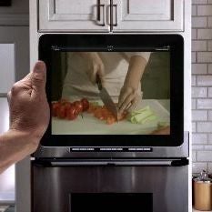 Cable company iPad apps are experiencing great success
