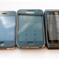 Samsung sold more phones than Nokia in Europe last quarter, Apple more smartphones