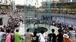 A decade of Apple Stores and the case for brand identity