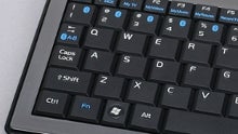 IOGEAR Bluetooth keyboard toggles between 6 connected devices