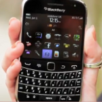 Video shows BlackBerry Bold 9900 in action from Vodafone