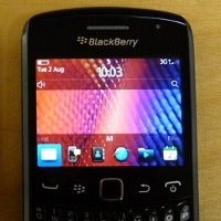 RIM's BlackBerry Curve 9360 breaks cover unofficially, could be the Apollo
