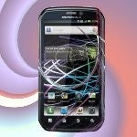 RadioShack drops the price of the Motorola PHOTON 4G to $100 on-contract