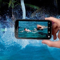 Nearly rugged Motorola Defy+ officially unveiled: 1GHz chip, running Gingerbread with Motoblur