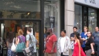 AT&T warns employees to prepare for early October iPhone launch