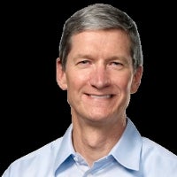 Tim Cook speaks, sends "Apple is not going to change" memo to the troops